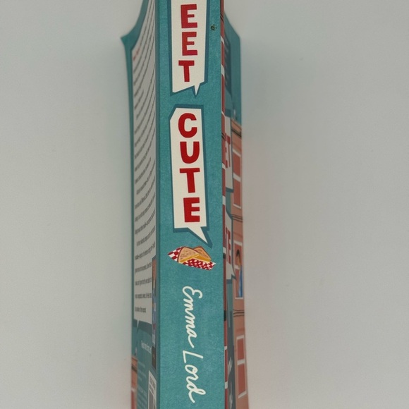 Tweet Cute by Emma Lord - Paperback - Picture 3 of 3